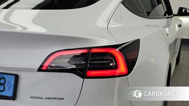Tesla Model 3 id 5027675 из Кореи 15