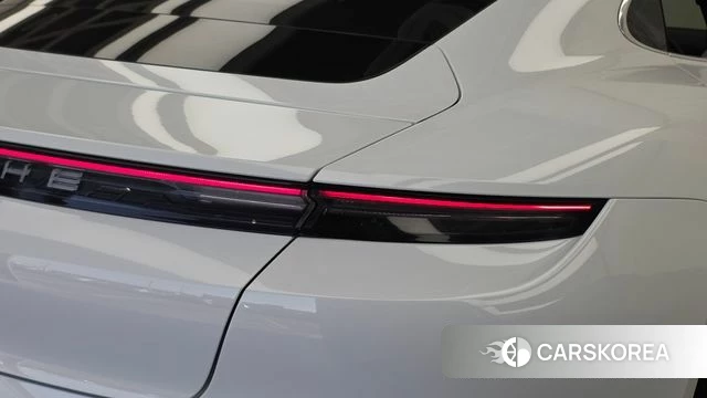 Porsche Taycan id 4966577 из Кореи 15