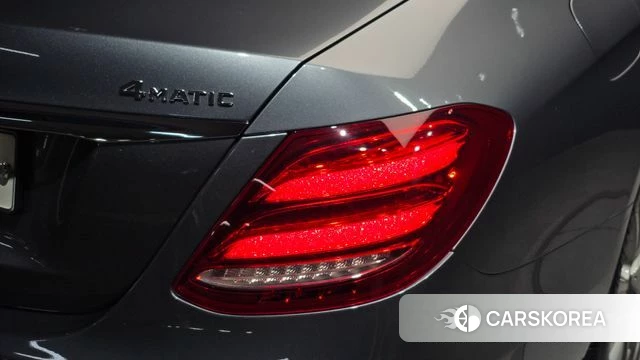 Mercedes-Benz E-Class W213 id 4988337 из Кореи 15