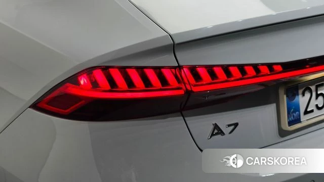 Audi A7 (4K) id 5023454 из Кореи 15