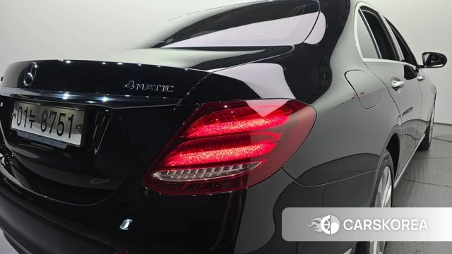 Mercedes-Benz E-Class W213 id 4944108 из Кореи 15