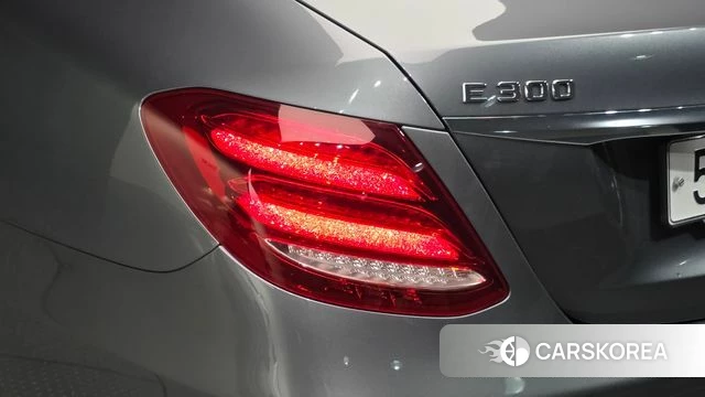 Mercedes-Benz E-Class W213 id 5035622 из Кореи 15