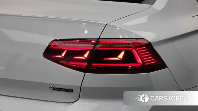 Volkswagen Passat GT (B8) id 4942549 из Кореи 15