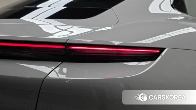 Porsche Taycan id 4965570 из Кореи 15