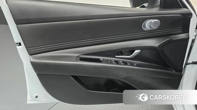 Hyundai Avante Hybrid (CN7) id 4935548 из Кореи 15