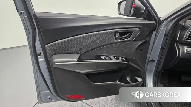 Ssangyong Berry New Tivoli id 5013299 из Кореи 16