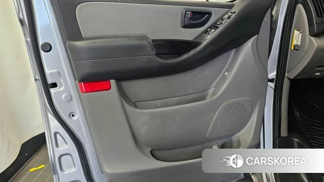 Hyundai The New Grand Starex id 4952736 из Кореи 16