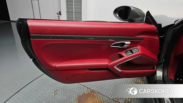 Porsche 718 Boxster id 4981913 из Кореи 16