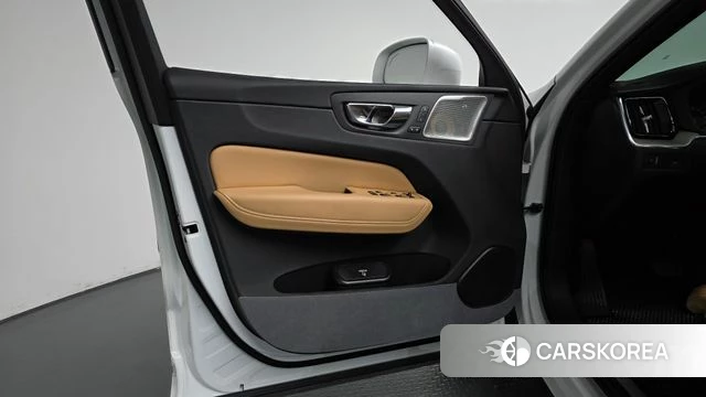 Volvo XC60 second Generation id 4982619 из Кореи 16