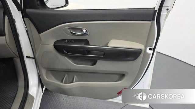 Kia The New Carnival id 4978150 из Кореи 16