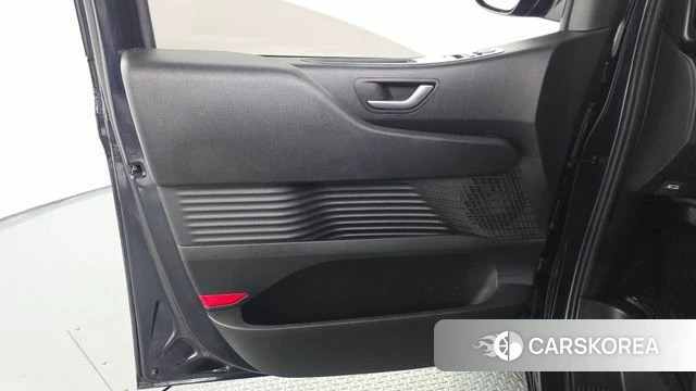 Hyundai Staria id 5011872 из Кореи 16