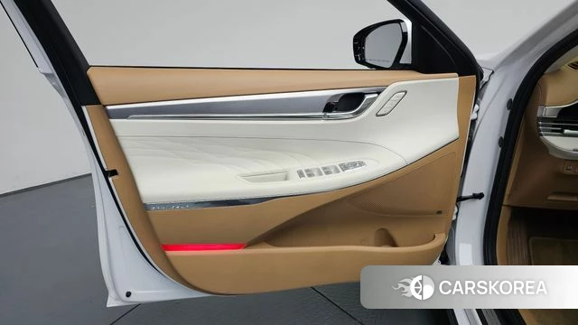 Hyundai The New Grandeur IG Hybrid id 4976152 из Кореи 16
