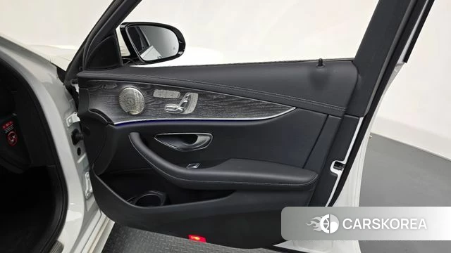 Mercedes-Benz E-Class W213 id 4942373 из Кореи 16