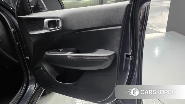 Hyundai Venue id 5023140 из Кореи 16