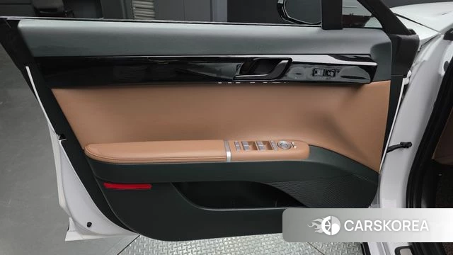 Hyundai Grandeur Hybrid (GN7) id 4990930 из Кореи 16
