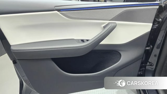 Tesla Model Y id 4639951 из Кореи 16