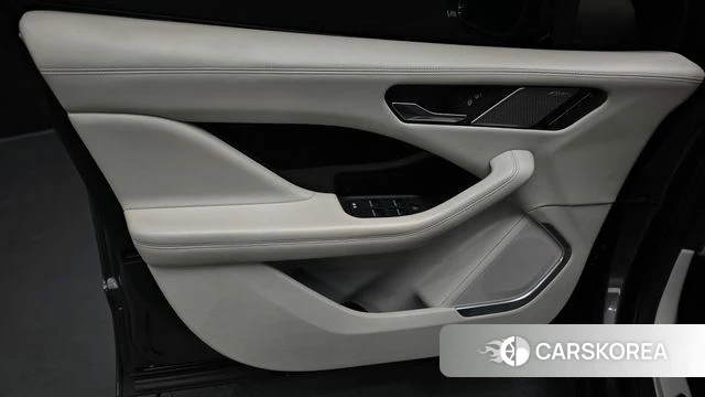 Jaguar I-PACE id 4993219 из Кореи 16