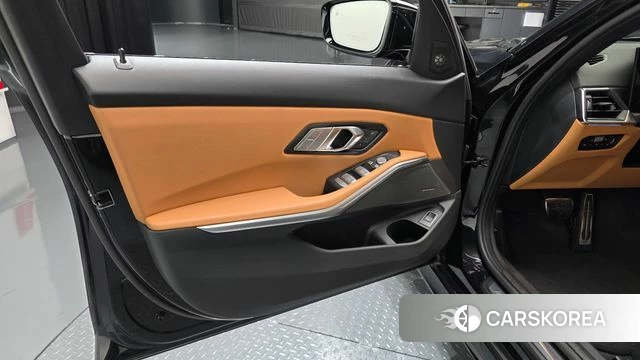 BMW 3 Series (G20) id 4964813 из Кореи 16