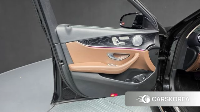 Mercedes-Benz E-Class W213 id 5019061 из Кореи 16