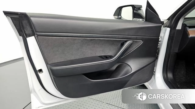 Tesla Model 3 id 4900007 из Кореи 16