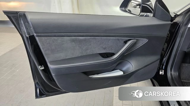 Tesla Model 3 id 4959688 из Кореи 16