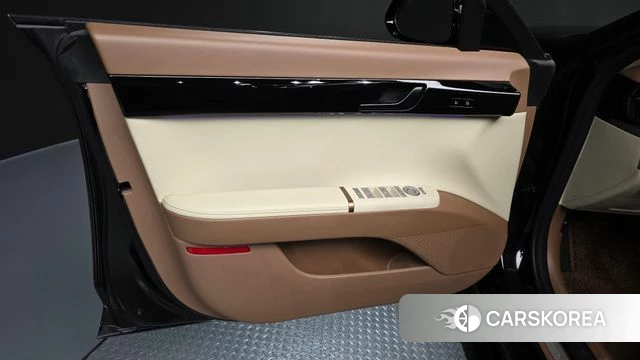 Hyundai Grandeur Hybrid (GN7) id 4985807 из Кореи 16