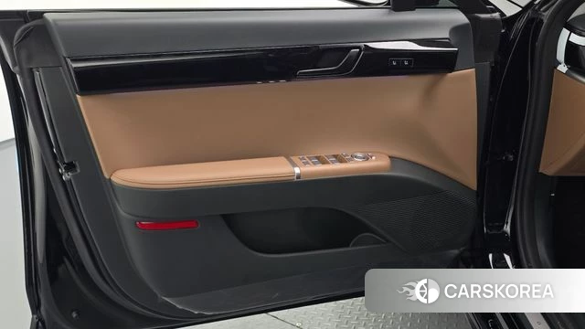 Hyundai Grandeur Hybrid (GN7) id 5020716 из Кореи 16