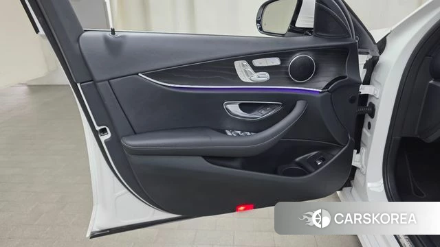 Mercedes-Benz E-Class W213 id 4990966 из Кореи 16