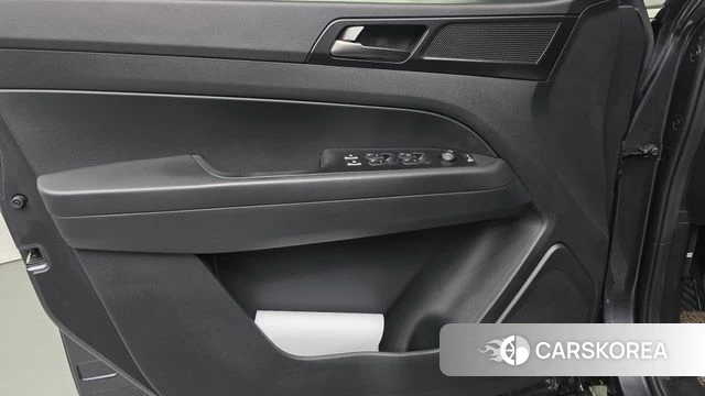 Ssangyong Rexton Sports id 4977444 из Кореи 16