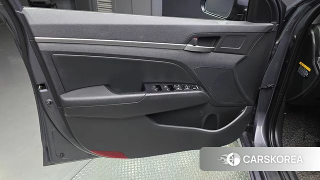 Hyundai The New Avante AD id 4536437 из Кореи 16