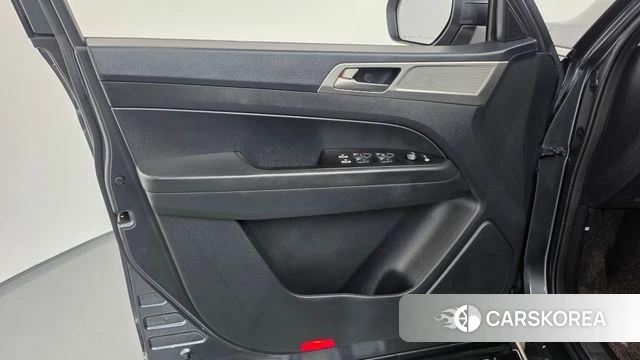 Ssangyong Rexton Sports id 4978336 из Кореи 16