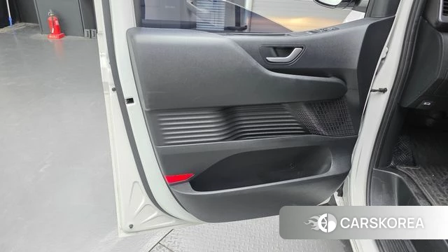 Hyundai Staria id 5027593 из Кореи 16