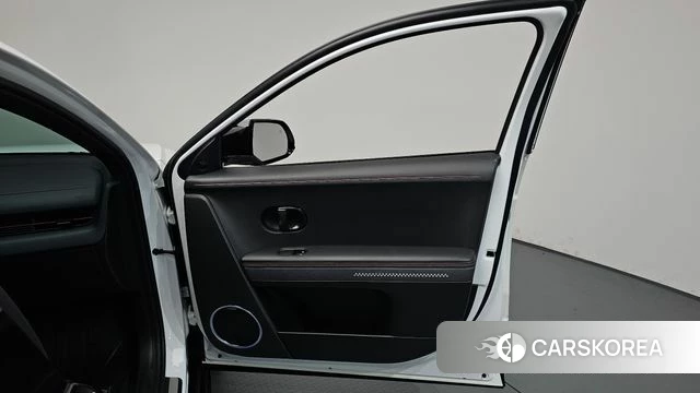 Hyundai The New Ionic 5 id 4928392 из Кореи 16