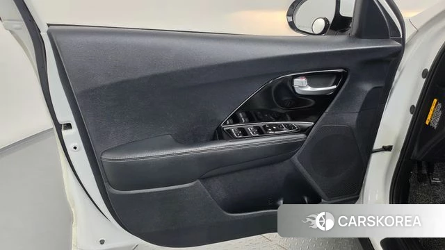 Kia Niro id 4998570 из Кореи 16