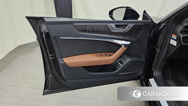 Audi A7 (4K) id 4928655 из Кореи 16
