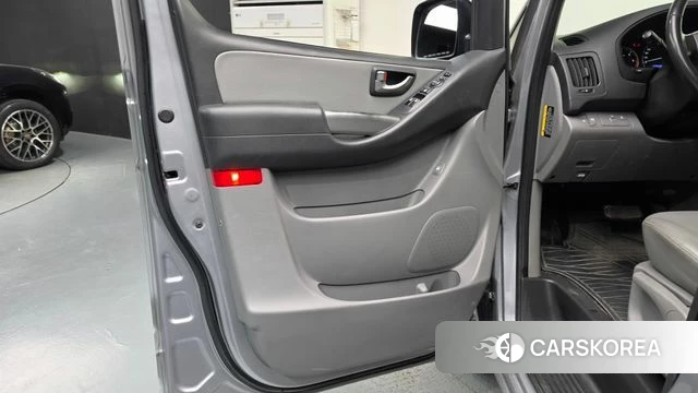 Hyundai The New Grand Starex id 4952916 из Кореи 16