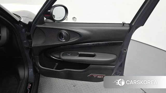 Mini Cooper S Clubman id 4997938 из Кореи 16