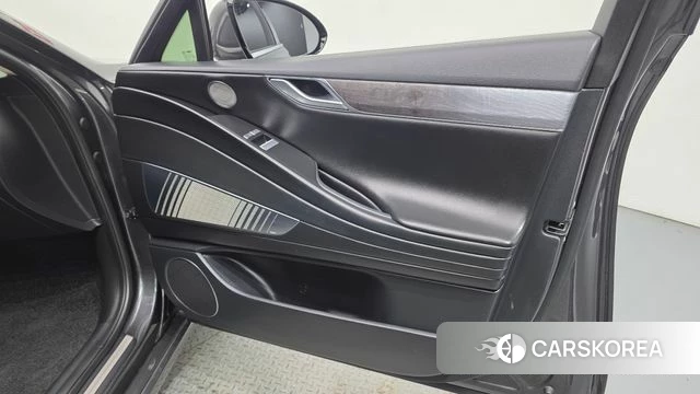 Genesis G80 (RG3) id 4997744 из Кореи 16