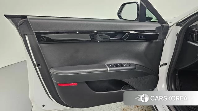 Hyundai Grandeur (GN7) id 4958014 из Кореи 16