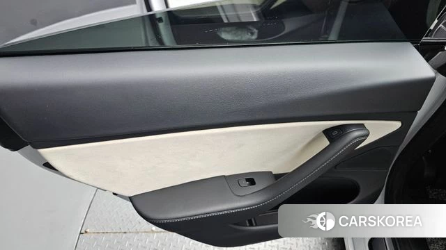 Tesla Model 3 id 4702647 из Кореи 16