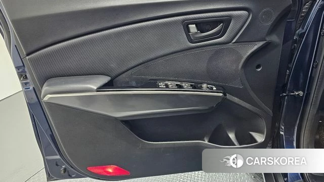 Ssangyong Berry New Tivoli id 4987399 из Кореи 16