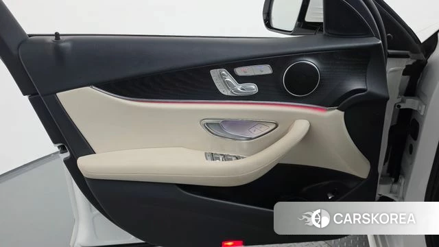 Mercedes-Benz E-Class W213 id 4928682 из Кореи 16