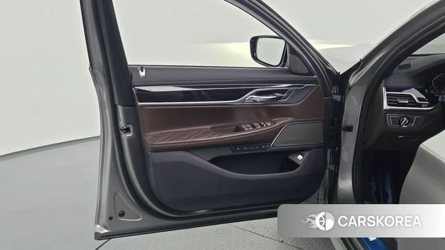 BMW 7 Series (G11) id 4982055 из Кореи 16