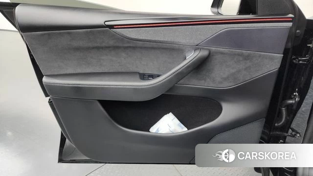 Tesla Model Y id 4870444 из Кореи 16