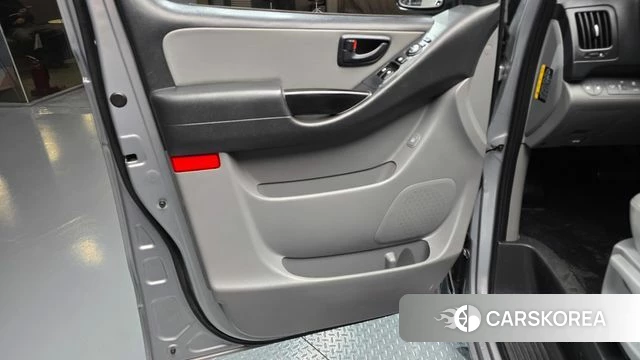 Hyundai The New Grand Starex id 4652064 из Кореи 16