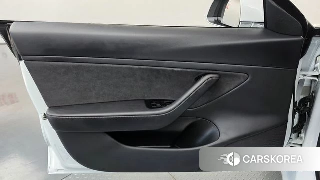 Tesla Model 3 id 4987639 из Кореи 16