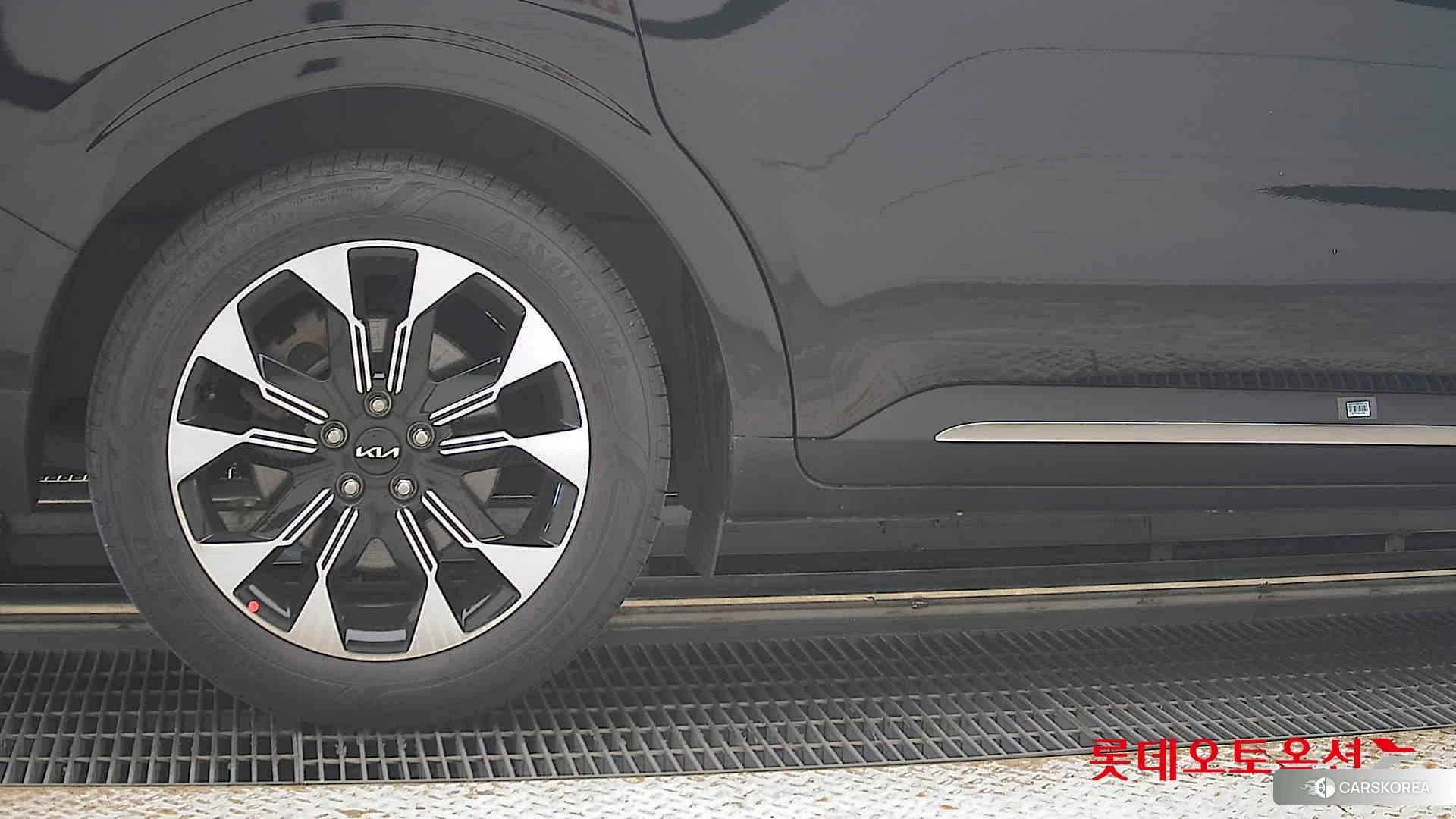 Kia Carnival id 4989977 из Кореи 16