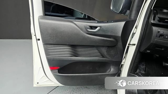 Hyundai Staria id 5002793 из Кореи 16