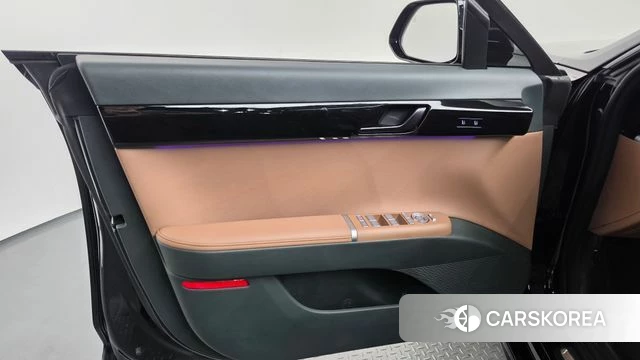 Hyundai Grandeur Hybrid (GN7) id 5001414 из Кореи 16