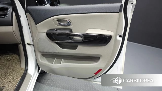 Kia The New Carnival id 4998745 из Кореи 16